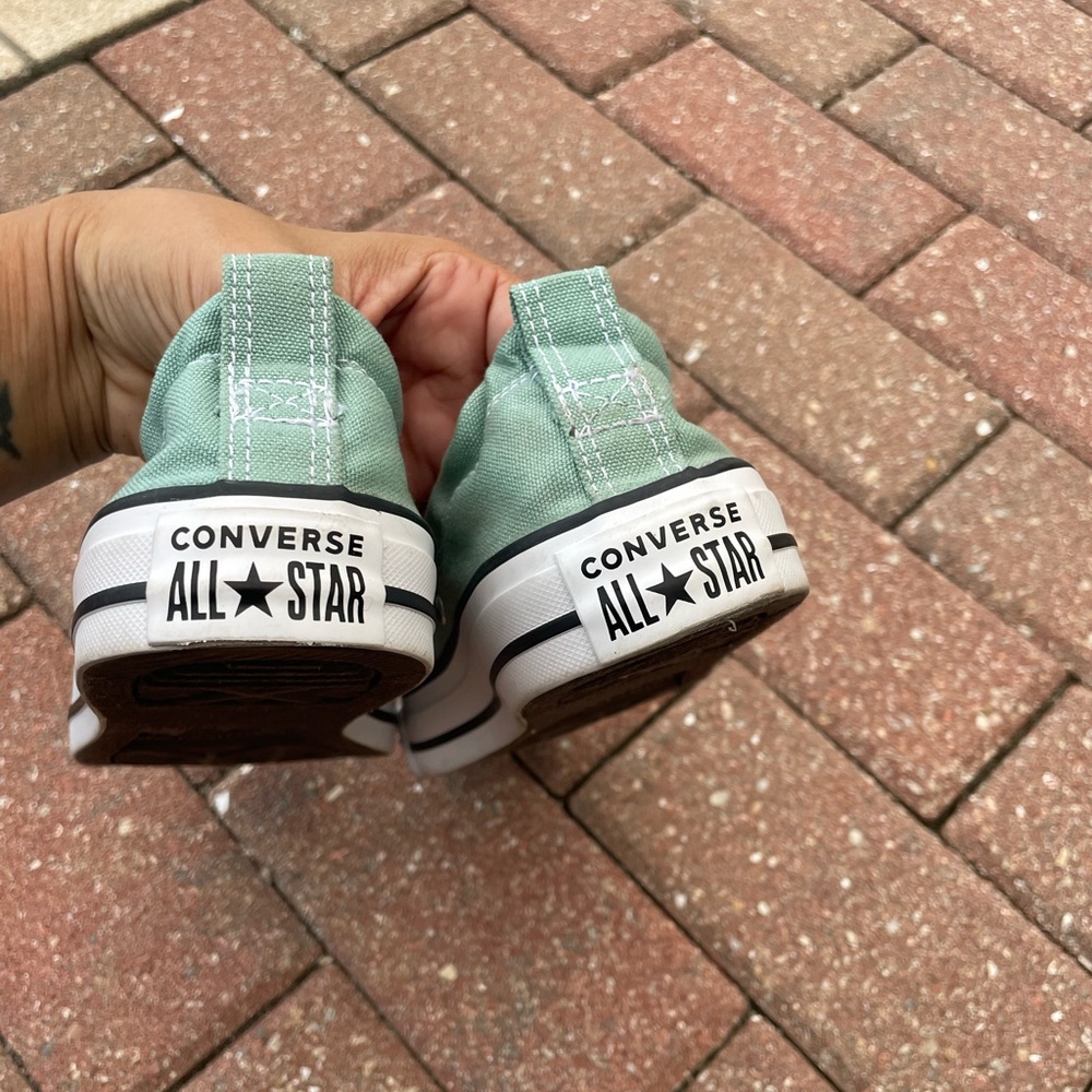 Converse Chuck Taylor All Star Madison Sneaker Size 7 - Picture 8 of 11